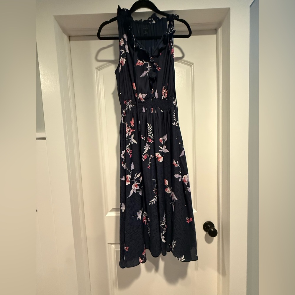 Ann Taylor Floral Sleeveless Midi Dress
